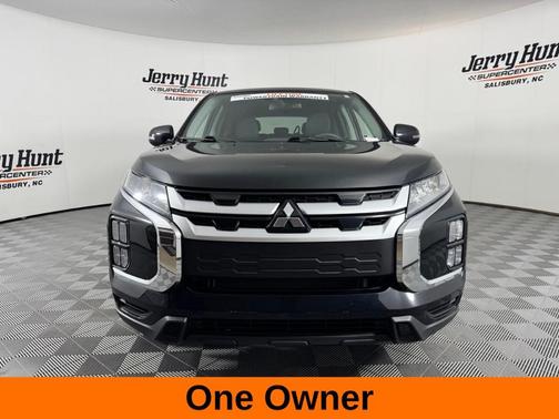 Black 2022 Mitsubishi Outlander Sport 2.0 ES