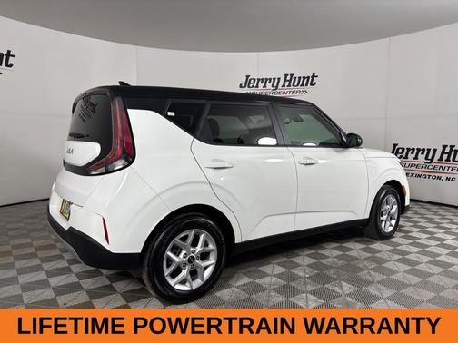 2023 Kia Soul S