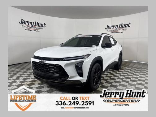 Summit White 2024 Chevrolet Trax ACTIV