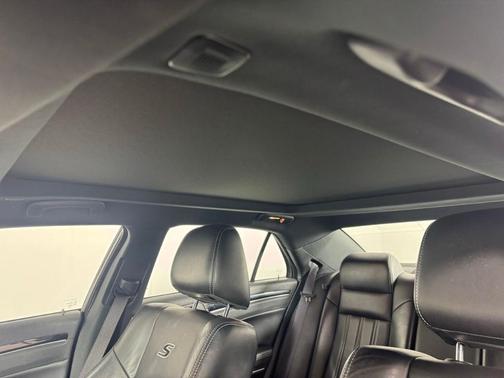 Bright White Clearcoat 2023 Chrysler 300 S
