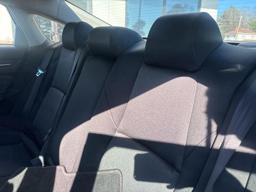 2022 Honda Accord LX 1.5T