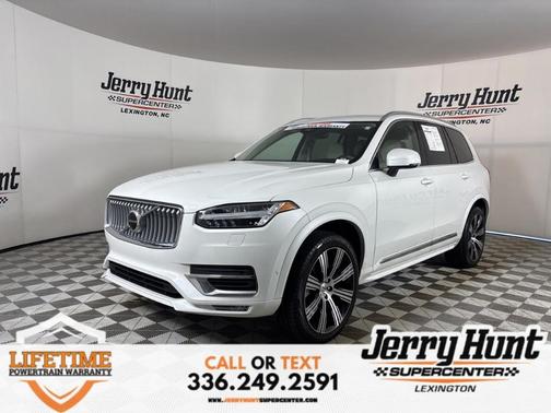 2024 Volvo XC90 B5 Plus Bright Theme