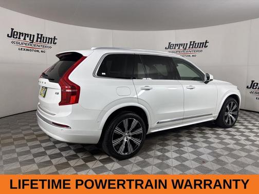 2024 Volvo XC90 B5 Plus Bright Theme