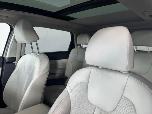 2024 Kia Sorento X-Line EX