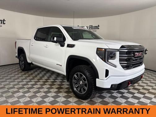2025 GMC Sierra 1500 AT4