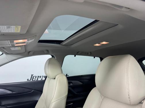 2022 Mazda CX-9 Touring