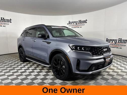 Everlasting Silver 2023 Kia Sorento SX
