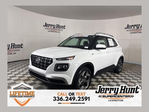 2024 Hyundai VENUE SEL