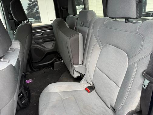 Bright White Clearcoat 2021 RAM 1500 Big Horn