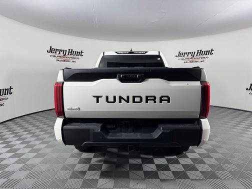 2024 Toyota Tundra SR5