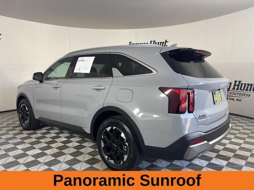 2024 Kia Sorento S