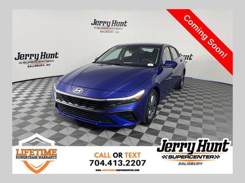 2024 Hyundai ELANTRA SEL