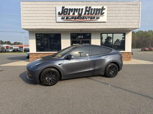 2023 Tesla Model Y Long Range