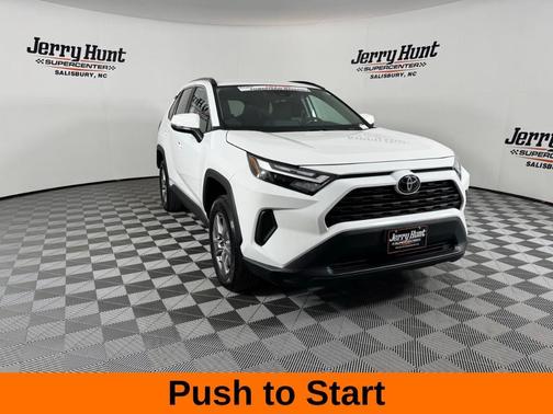 Ice 2025 Toyota RAV4 Hybrid XLE