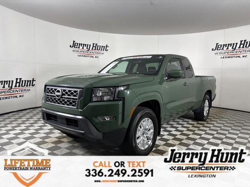 2024 Nissan Frontier SV