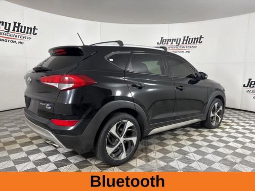 Black Noir Pearl 2017 Hyundai TUCSON Sport