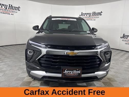 Mosaic Black Metallic 2025 Chevrolet Trailblazer LT