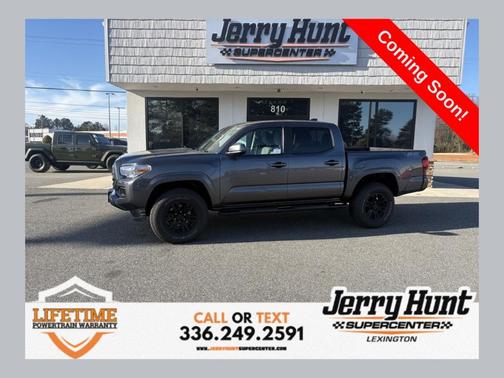 2022 Toyota Tacoma SR