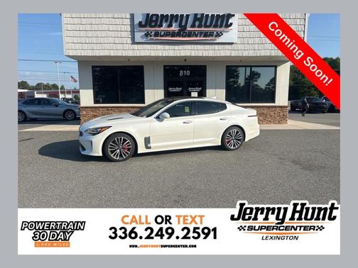 Snow White Pearl 2018 Kia Stinger Premium