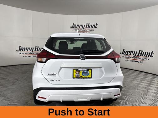 2023 Nissan Kicks S
