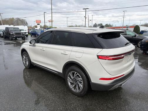 2024 Lincoln Corsair Premiere