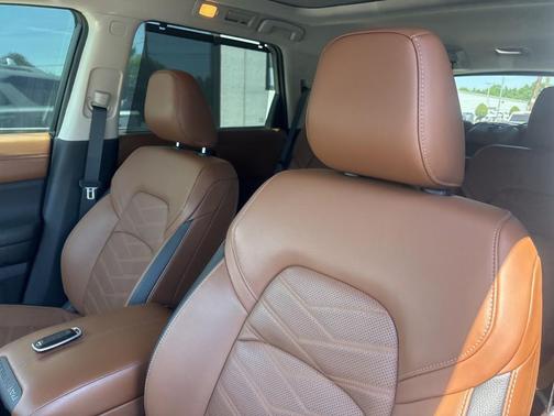 Boulder Gray Pearl 2025 Nissan Pathfinder Platinum