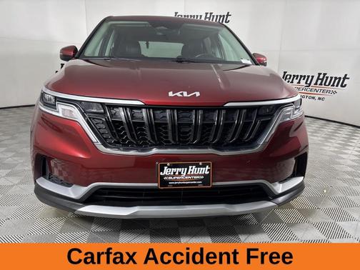 2024 Kia Carnival LX