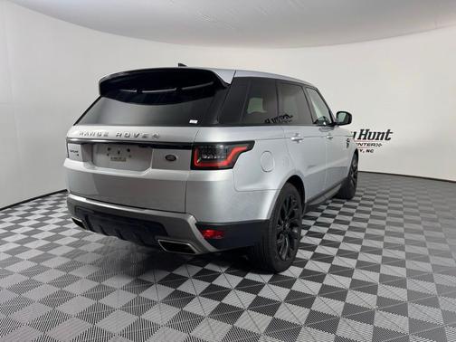 2022 Land Rover Range Rover Sport SE