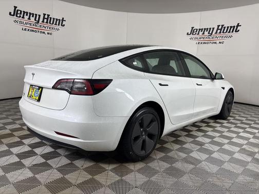 2023 Tesla Model 3 Base