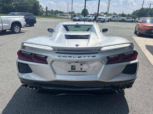 2023 Chevrolet Corvette Stingray w/2LT