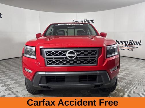 2024 Nissan Frontier SL