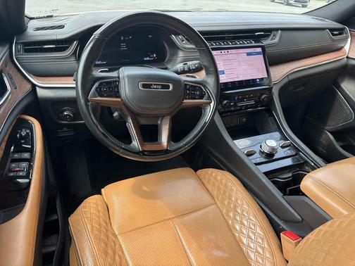 2022 Jeep Grand Cherokee L Summit