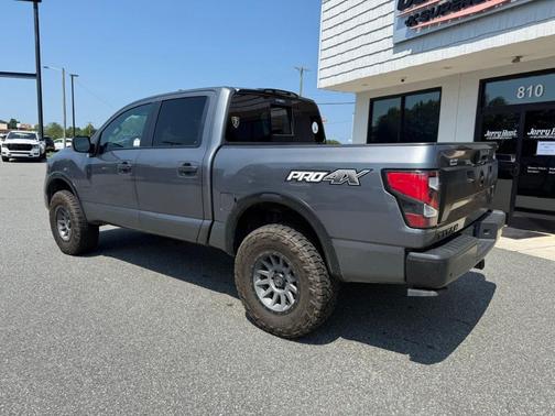 2021 Nissan Titan PRO-4X