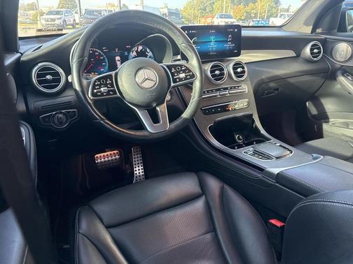 2021 Mercedes-Benz GLC 300 Base 4MATIC