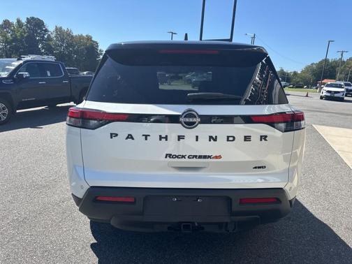 2024 Nissan Pathfinder Rock Creek