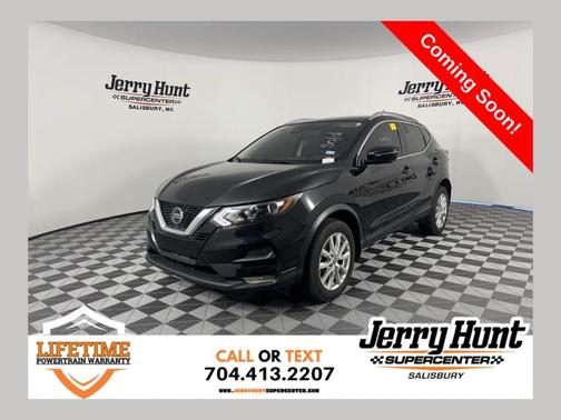 2022 Nissan Rogue Sport SV