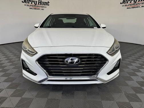 Quartz White Pearl 2019 Hyundai SONATA SE
