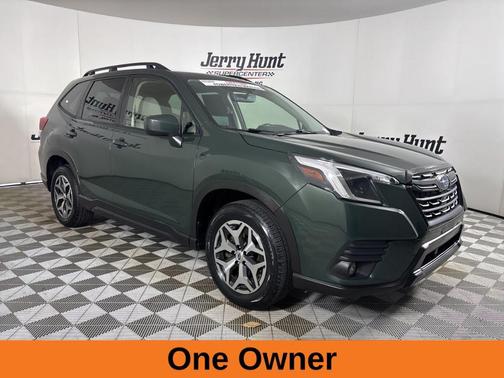 2024 Subaru Forester Premium