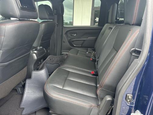 2024 Nissan Titan PRO-4X