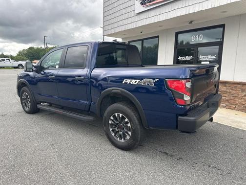 2024 Nissan Titan PRO-4X