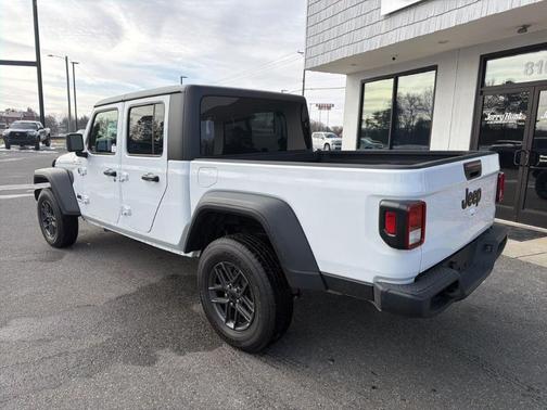 2025 Jeep Gladiator Sport
