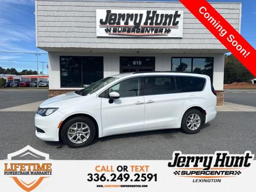 2021 Chrysler Voyager LXI