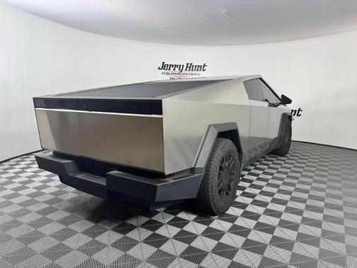 2024 Tesla Cybertruck Base
