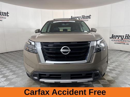 Baja Storm 2025 Nissan Pathfinder Platinum