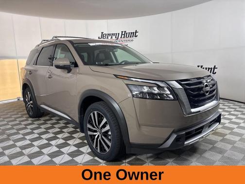 Baja Storm 2025 Nissan Pathfinder Platinum