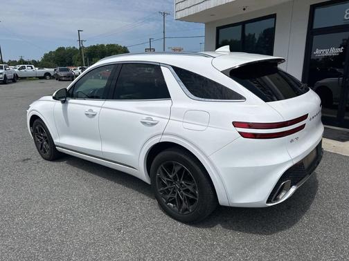 2022 Genesis GV70 2.5T