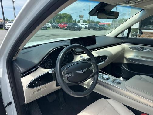 2022 Genesis GV70 2.5T