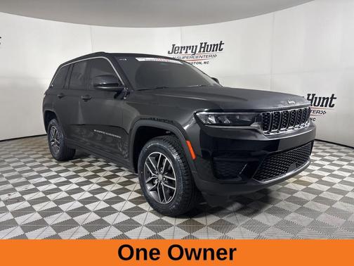 2024 Jeep Grand Cherokee Laredo