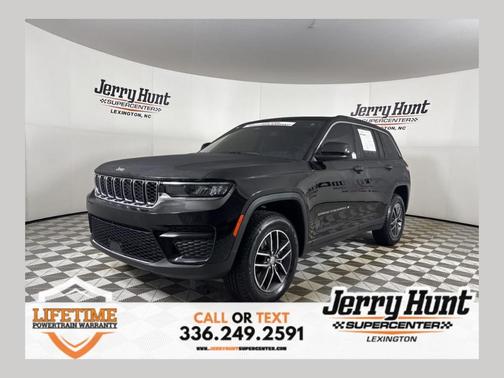 2024 Jeep Grand Cherokee Laredo