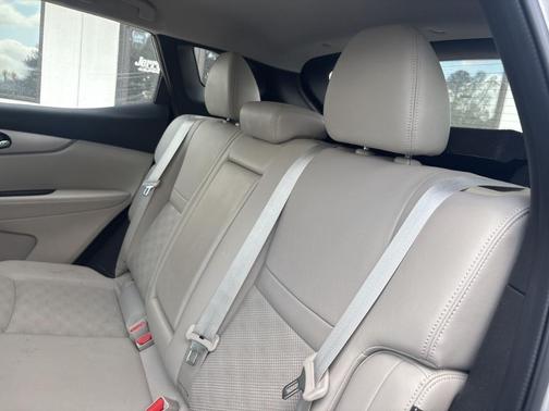 2020 Nissan Rogue Sport SV